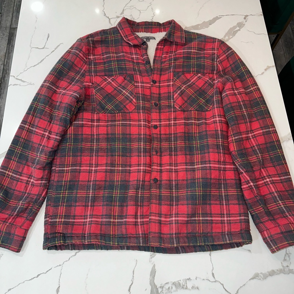Threads 4 Thought Red & Green Plaid Button-Up Shirt With Pockets. Size Large.